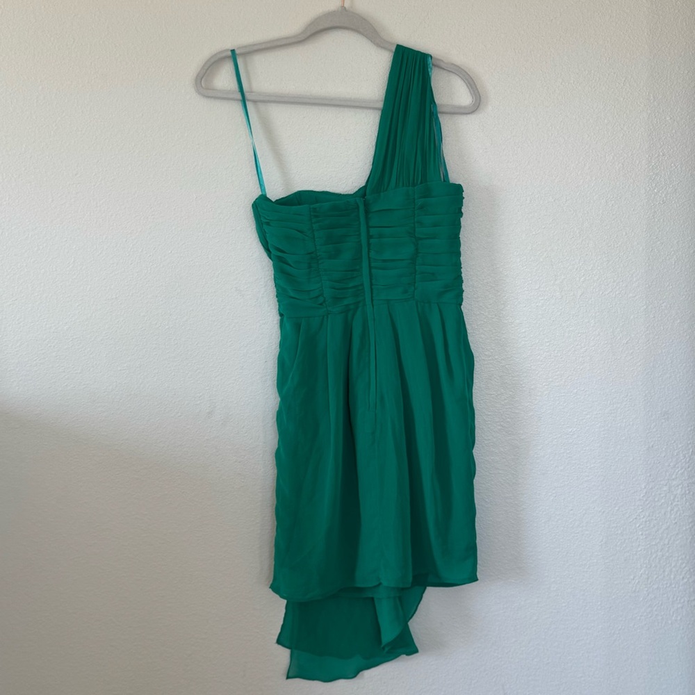 H&M One-Shoulder DRESS Green Pleated Chiffon Asymmetrical Hem Bridesmaid 4 - Picture 3 of 11
